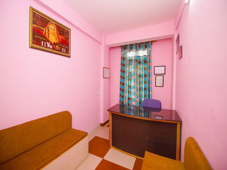 Hotel Oyo 26979 Nogo Guest House