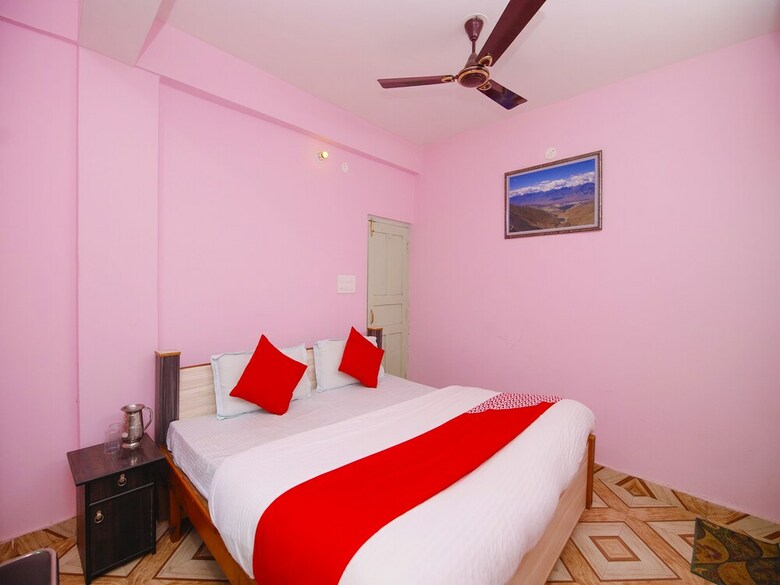 Hotel Oyo 26979 Nogo Guest House