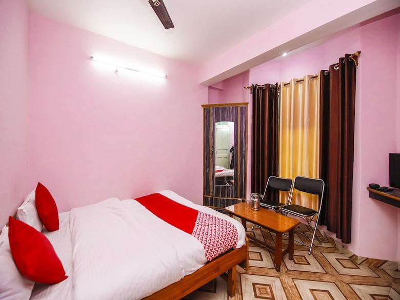 Hotel Oyo 26979 Nogo Guest House