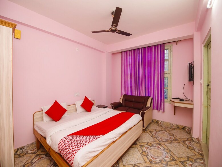 Hotel Oyo 26979 Nogo Guest House