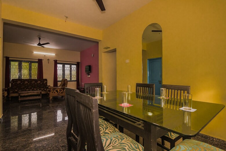 Apartamentos Oyo Home 22802 Feildview 3bhk Mapusa