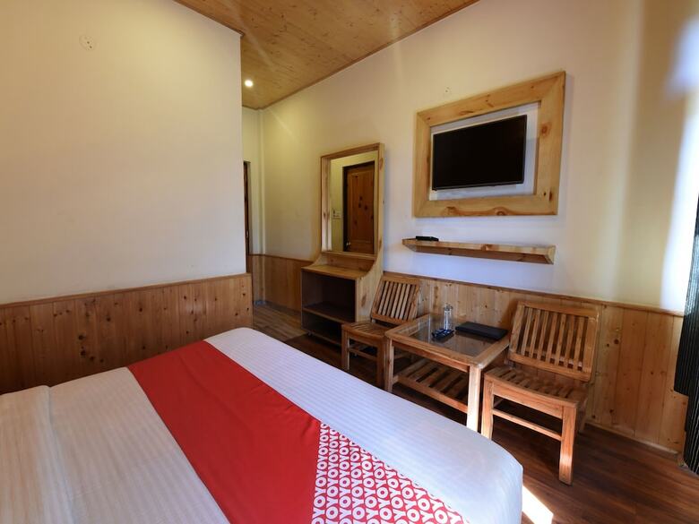 Hotel Oyo 23604 Parth Regency