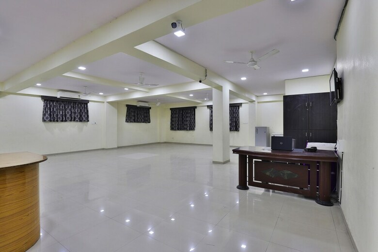 Hotel Oyo 28344 Siddhi Vinayak Rooms