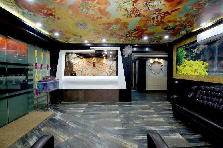Oyo 24339 Hotel Vega