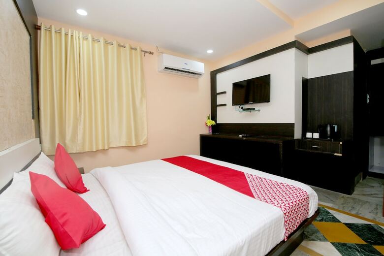 Oyo 24339 Hotel Vega
