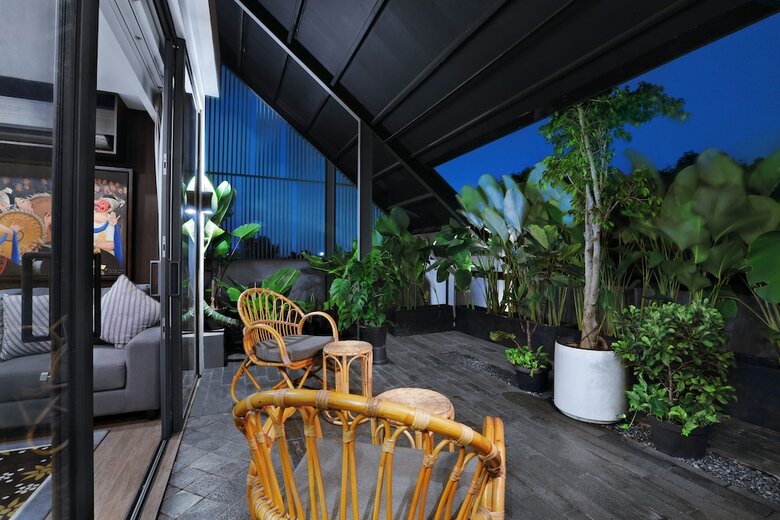 Bed & Breakfast S7 Suites Gandaria