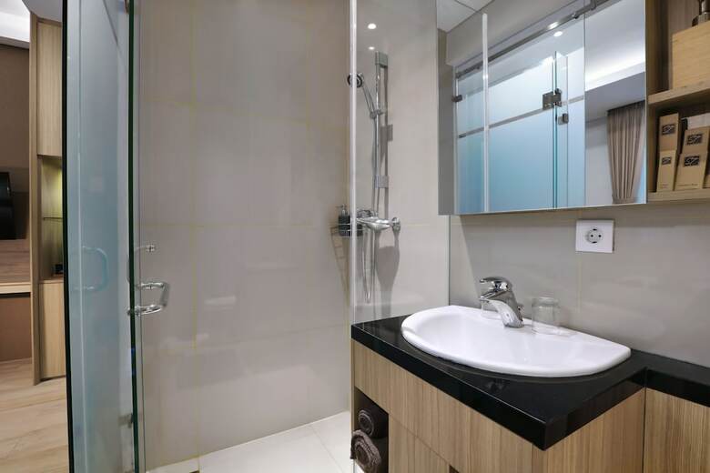 Bed & Breakfast S7 Suites Gandaria