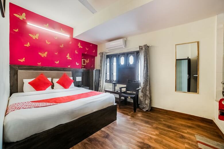 Oyo 28783 Hotel Vaishali