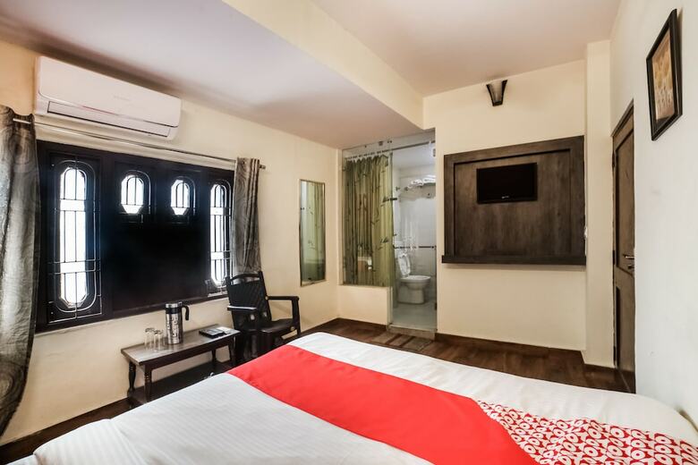 Oyo 28783 Hotel Vaishali