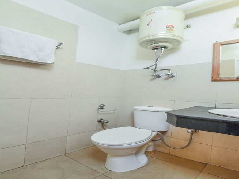 Oyo 13410 Hotel Sunflower
