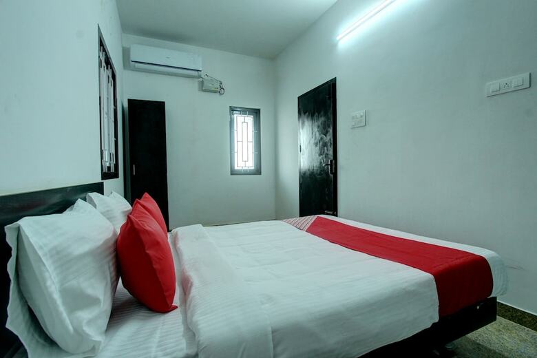 Hotel Oyo 24597 Dheeran Home Stay