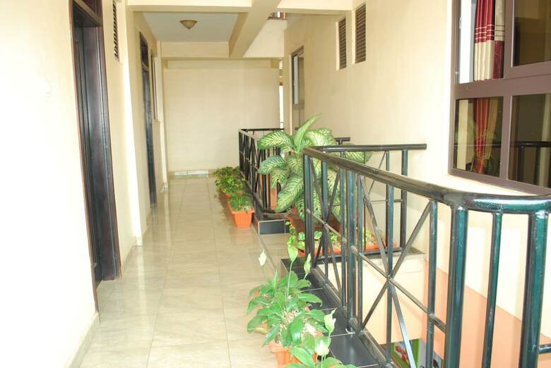 Neptune Plaza Hotel