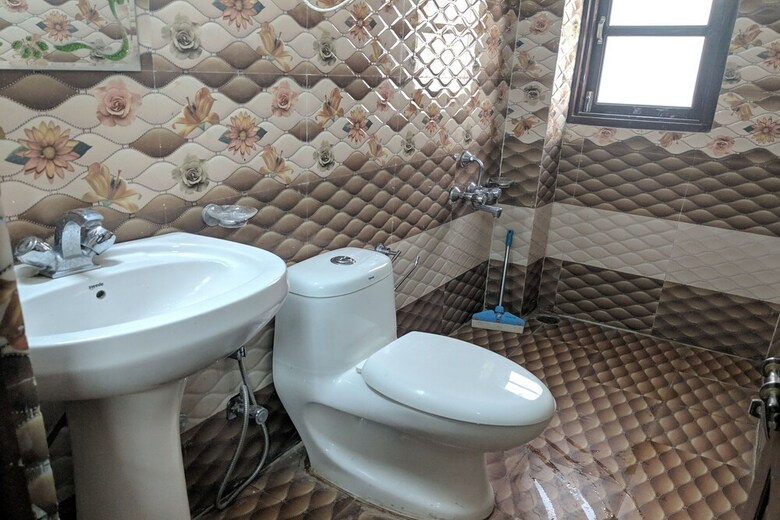 Hotel Oyo 24660 Mahasu Villa
