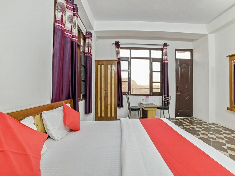 Hotel Oyo 24660 Mahasu Villa