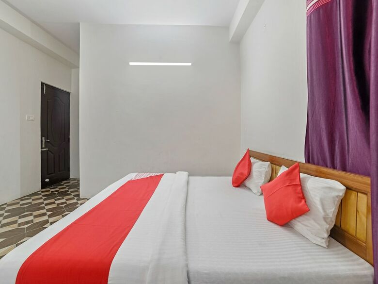 Hotel Oyo 24660 Mahasu Villa