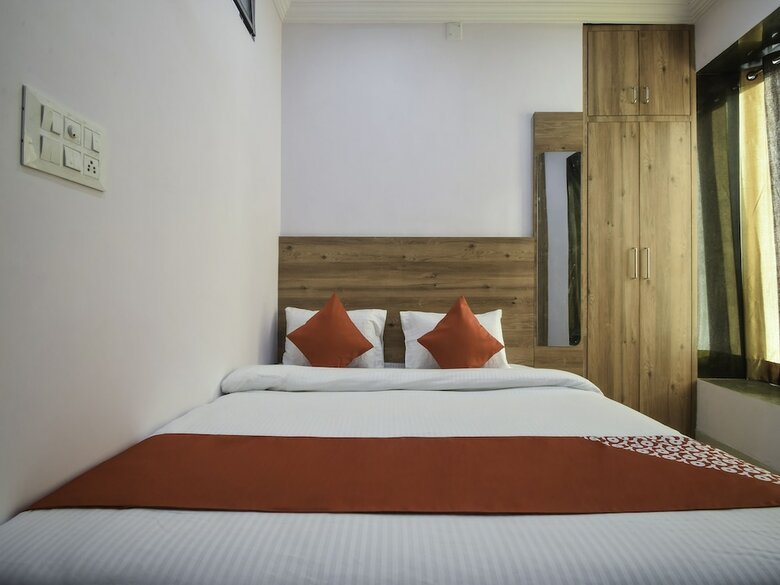 Hotel Oyo 26580 Hari Krishna Palace