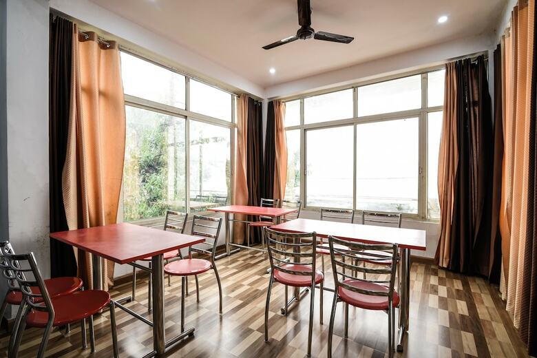 Hotel Oyo Home 18463 Modern Stay