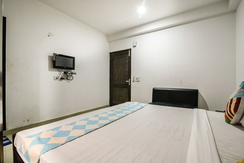 Hotel Oyo Home 18463 Modern Stay