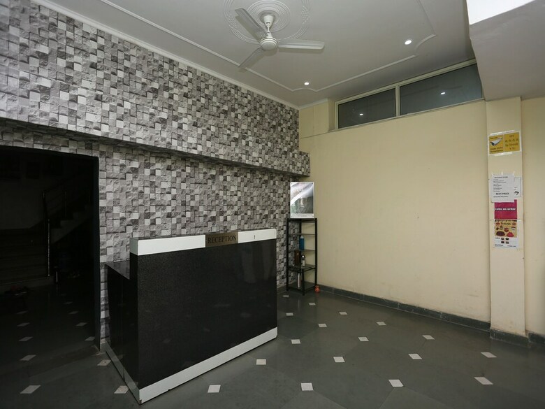 Hotel Oyo 23688 Corals Paradise