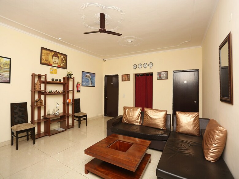 Hotel Oyo 23688 Corals Paradise