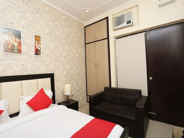 Hotel Oyo 23688 Corals Paradise