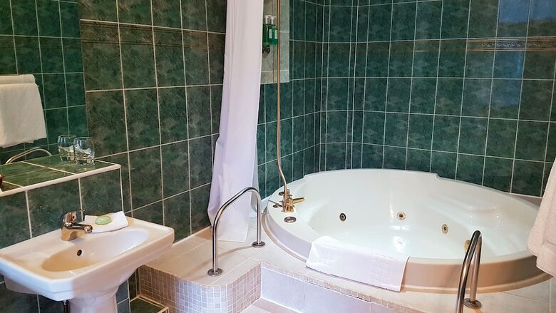 Hotel Tre-ysgawen Hall