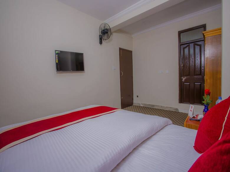 Oyo 293 Royal Bouddha Hotel