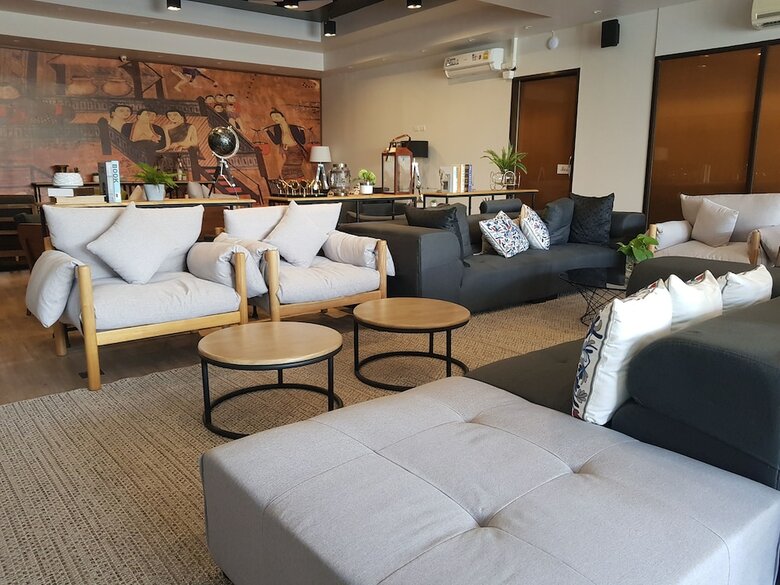 7 Days Premium Hotel Bangna