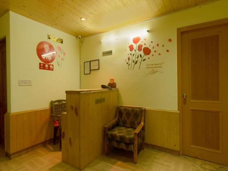 Hotel Oyo 17358 D K Residency