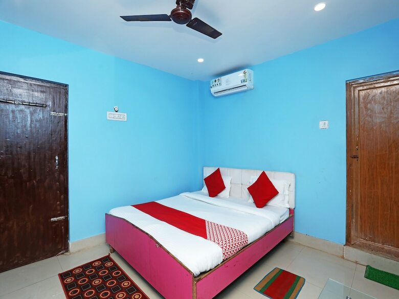 Hotel Oyo 24012 Biswanath Heritage