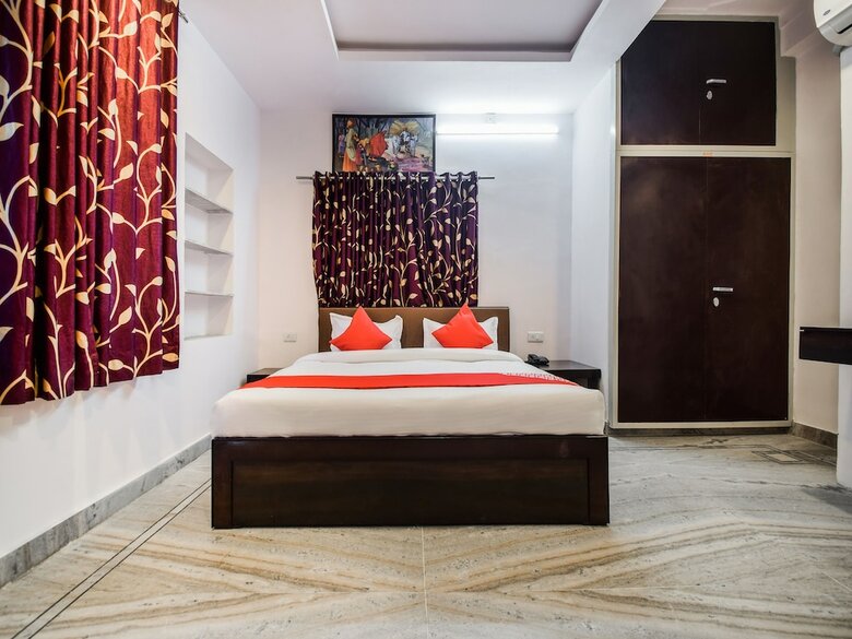 Hotel Oyo 27015 Gorbandh Vatika