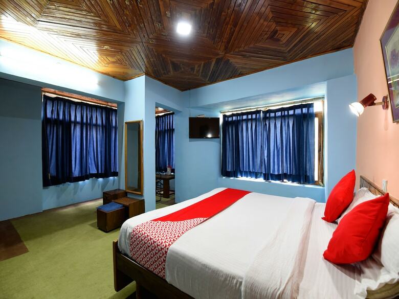 Oyo Home 15642 Luxurious 2bhk