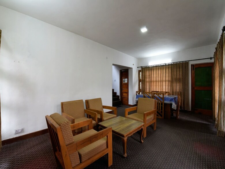 Oyo Home 15642 Luxurious 2bhk