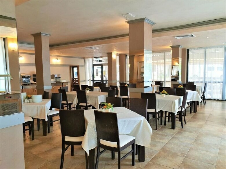 Aparthotel Apartment With Kitchenette In Avalon Complex