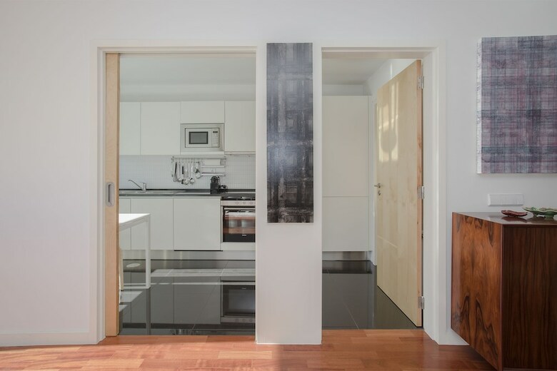 Liiiving - Bright Light Apartment