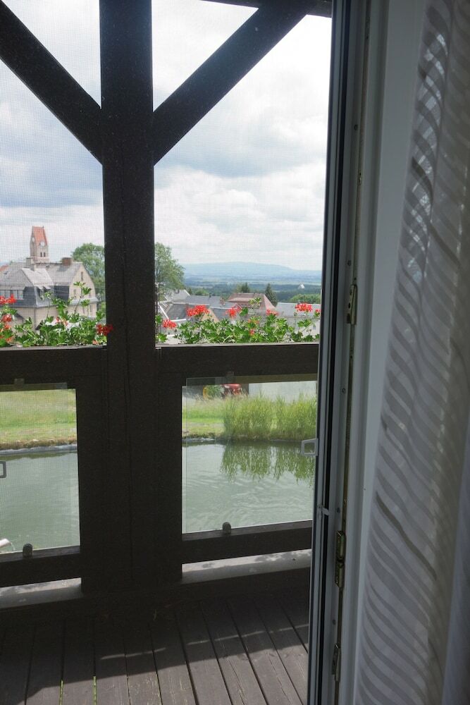 Apartamentos Ferienwohnung Schloss Sch�nberg