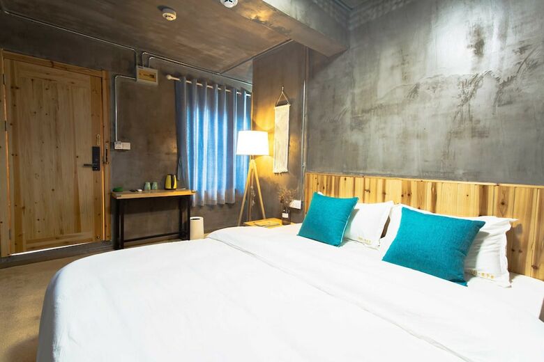 Hostal Tunxi Old Street Homestay