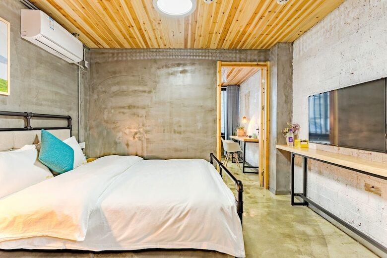 Hostal Tunxi Old Street Homestay