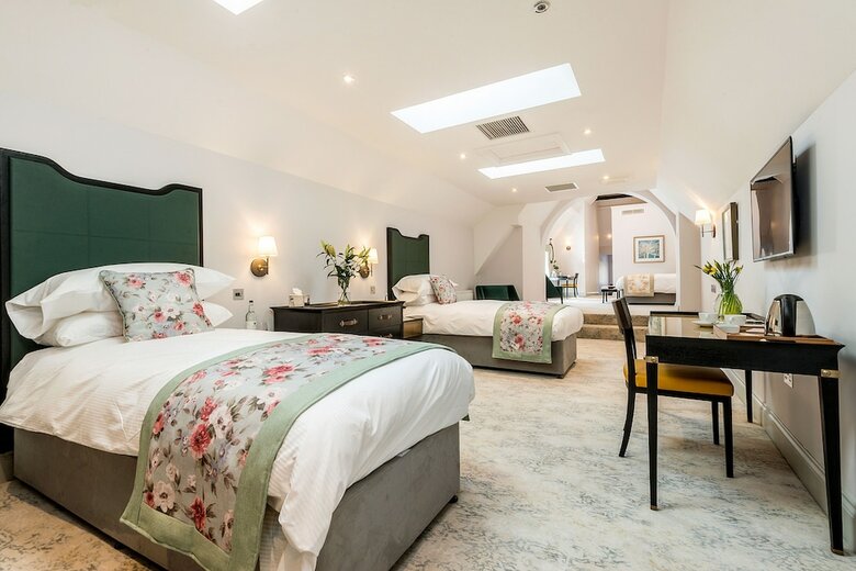 Burnside Hotel