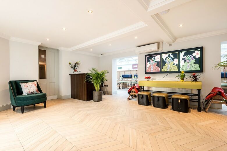 Burnside Hotel