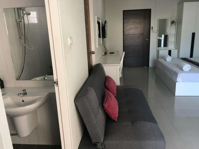 Hotel Khao Oat Airport