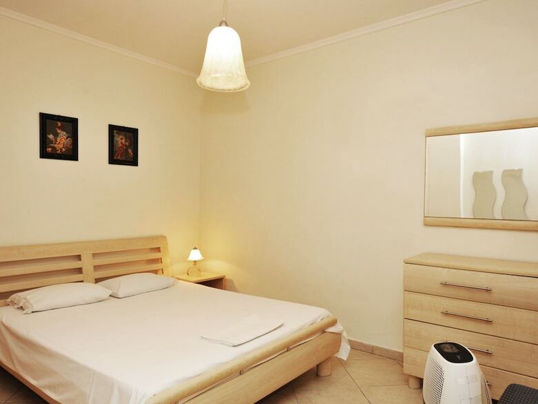 Aiolos Home