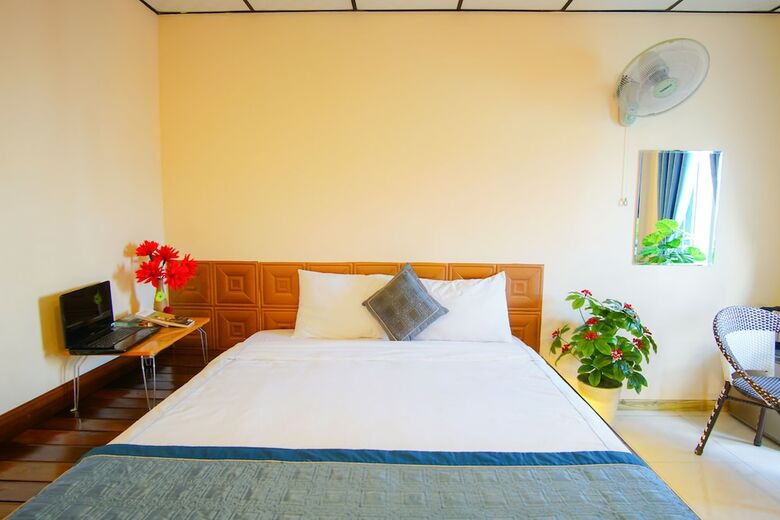 7s Hotel Sapphire Hue