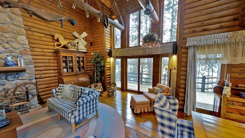 Cabana Big Trout Lake Lodge