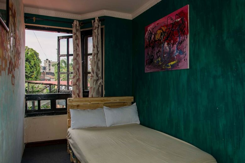Hostal Wanderthirst Hostels
