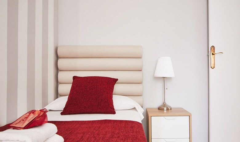 Apartamentos Alcam Lesseps