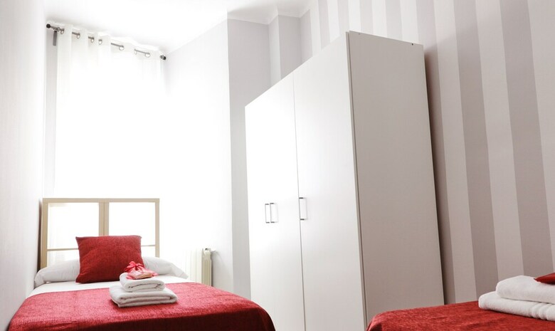 Apartamentos Alcam Lesseps