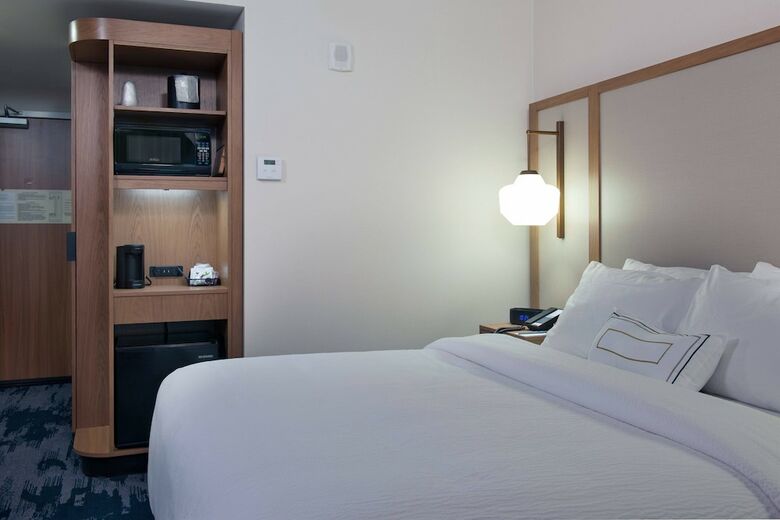 Hotel Fairfield Inn & Suites By Marriott Pittsburgh Downtown