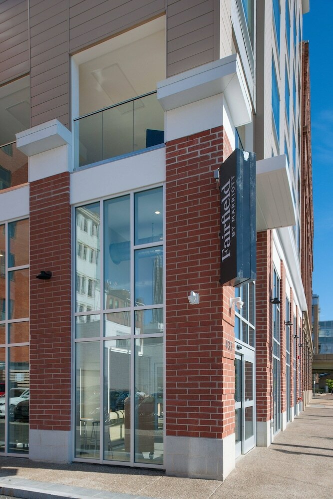 Hotel Fairfield Inn & Suites By Marriott Pittsburgh Downtown