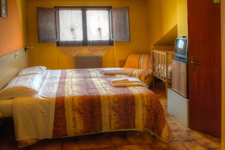 Hotel Albergo Rifugio Monte Cucco